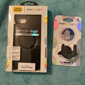 iPhone 11 Pro Max otterbox with popsocket